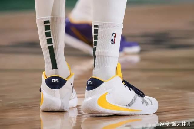 五大联赛助攻榜：萨卡居首 亚马尔9次排第2