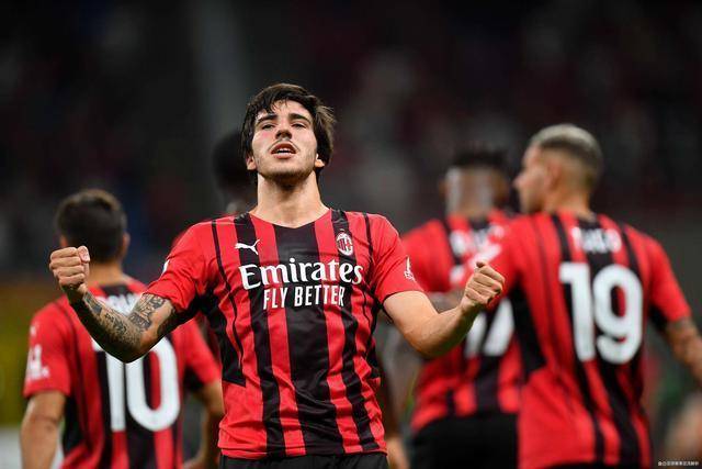 周琦：很激动加盟广东 新赛季全力冲击总冠军