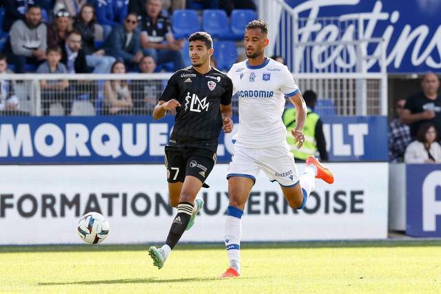 文班25+9马刺大胜爵士 布克40分太阳逆转快船